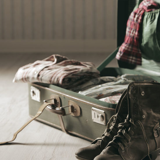 Facing the page Global Gate Greet Corp